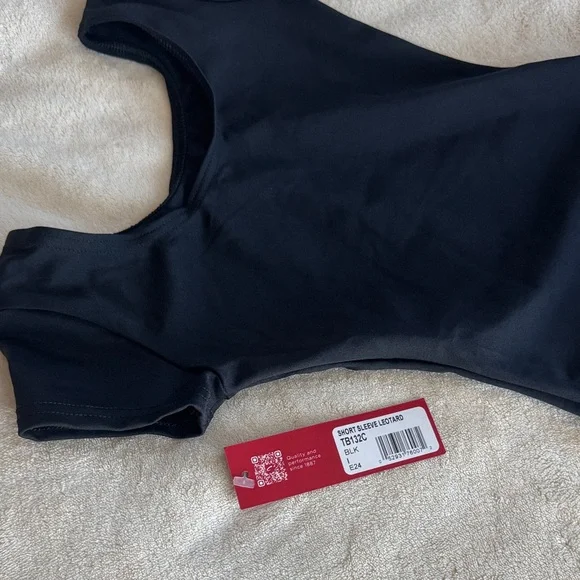 Capezio Black Short Sleeve Dance Leotard for Kids - Picture 3 of 4